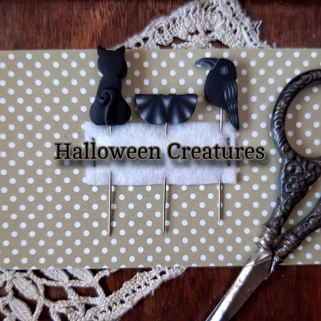 Halloween Pin set