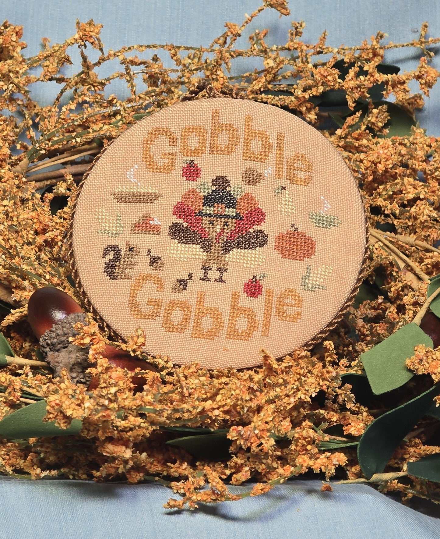 Gobble Bauble