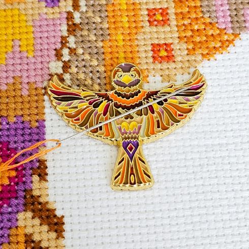 Mandala Sparrow Needle Minder